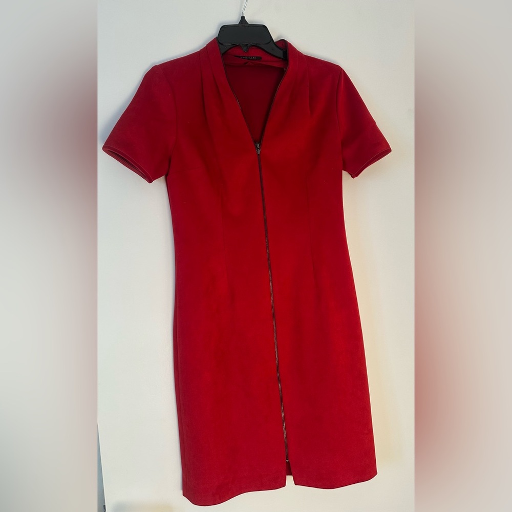 Tahari Red Short Sleeve Dress brushed Suede Size 4 NWT